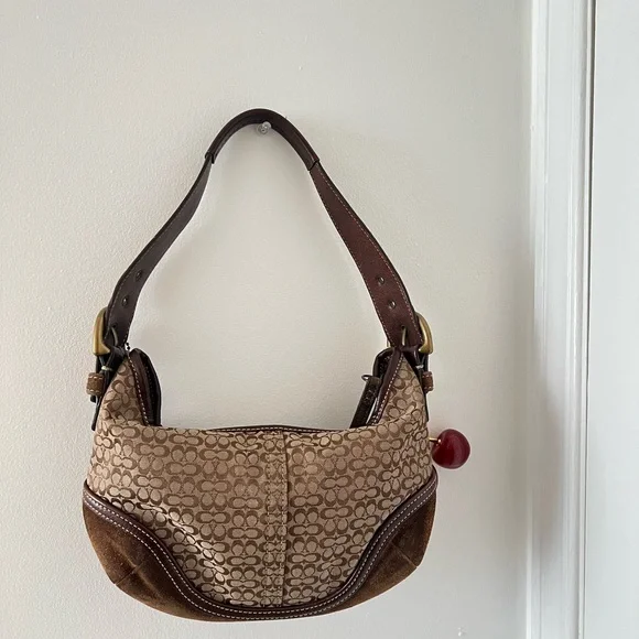 Coach Bag - Picture 4 of 9